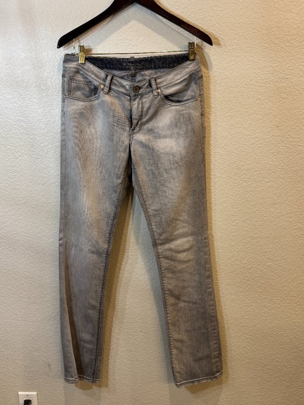 Elie Tahari "Azella" Skinny Jeans in a faded grey wash